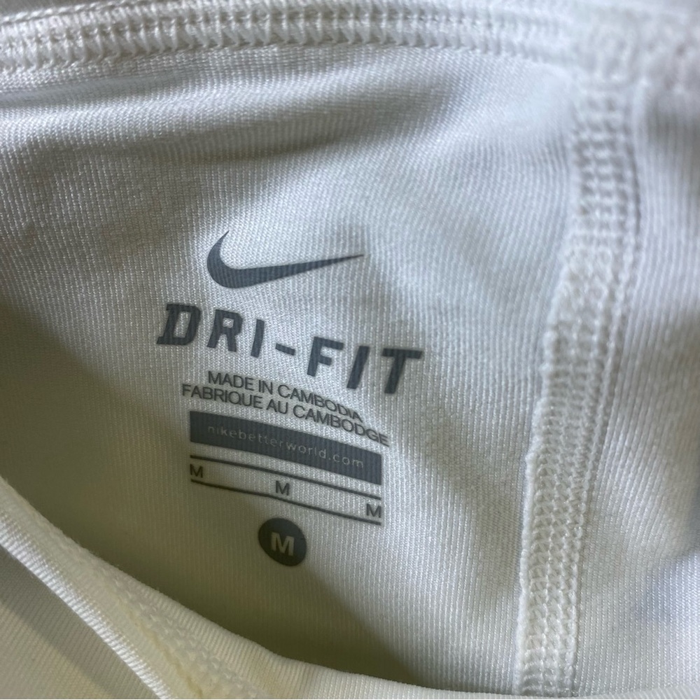 Nike Women's Skirt in White, Neon Yellow, and Pink - Picture 5 of 9
